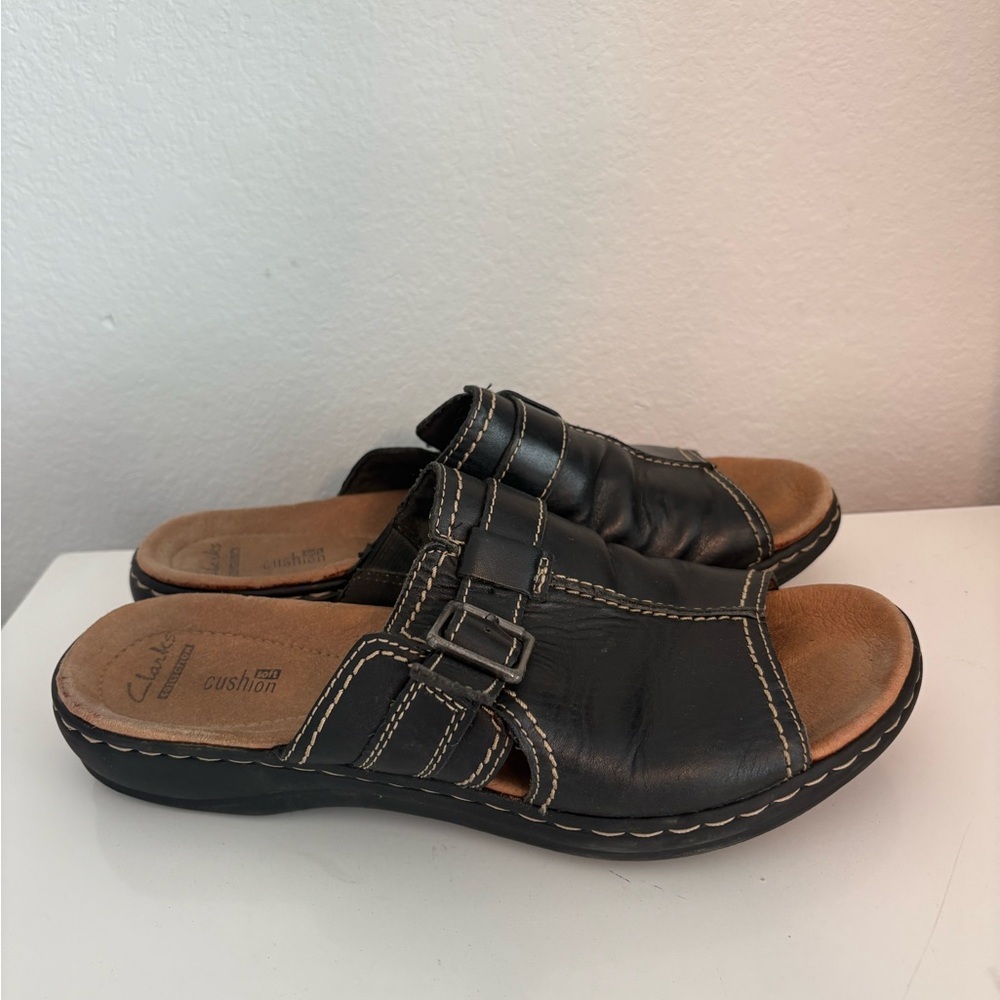 Clarks Black Leather Leisa Gianna Slide Sandal - Picture 2 of 12